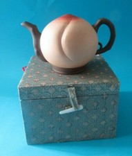 Théière Yixing terre cuite Chine chinese teapot chinoise théière peach péche