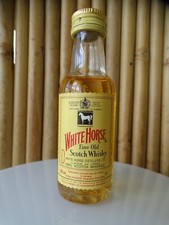 mignonnette WHITE HORSE Scotch
