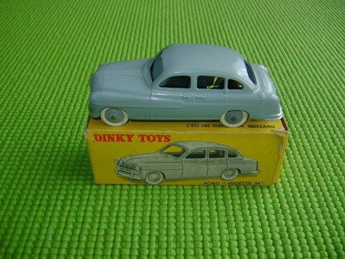 Dinky toys 24x - ford, vedette