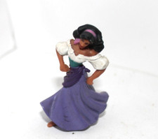 DISNEY    Figurines Esmeralda
