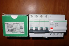 DISJONCTEUR DIFFERENTIEL 4P