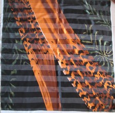 -Superbe grand Foulard