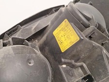 Optique avant principal droit