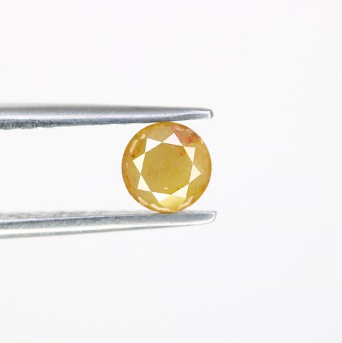 Diamant jaune naturel rond