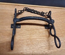 Très ancien mors d'artillerie en fer forgé transformé en déco