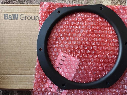 802 nautilus speakers bass - nautilus,