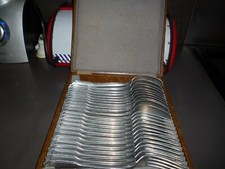 coffret boite 24 pieces