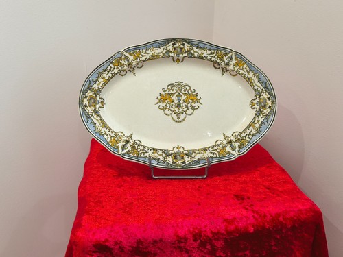 Joli plat ovale faience - ovale, en