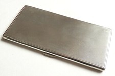 Ancien étui à cigarettes en