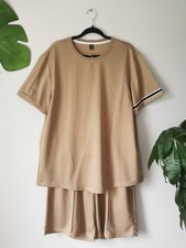 Ensemble décontracté Tee-shirt et short beige Shein Taille XXL
