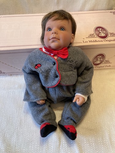 Lee middleton doll - doll,
