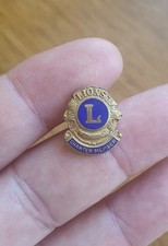 Insigne Émail A Vis Lions Club