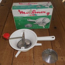 Moulinex - Moulin à Légumes N 1 avec 2 grilles