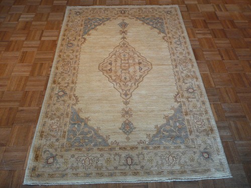 Hand knotted ivory - x,