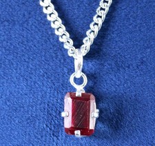 Pendentif certifié naturel