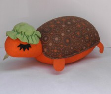 Tortue en peluche MINOUCHE