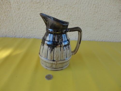 Pichet eau forme tonneau - pichet,