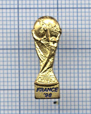 PETIT Pin's Coupe du Monde de Football FRANCE 98 FIFA WORLD CUP SOCCER FUSSBALL