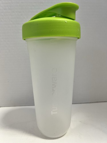 Tupperware 600ml shaker bottle - shaker,