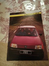 Catalogue Publicitaire Peugeot 205 De 1985