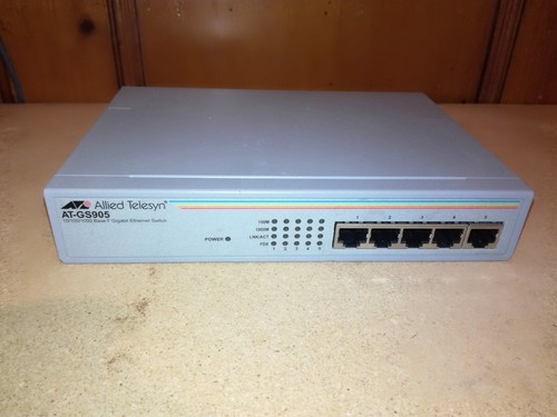 Switch ethernet gs905 - switch, at-gs905