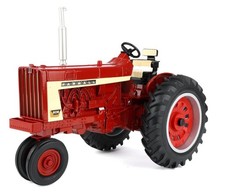 ERTL, FARMALL 806 roues avant
