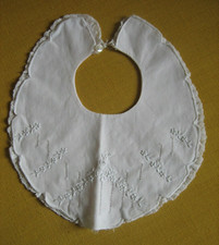 Linge ancien Bavoir en coton