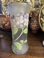 LEGRAS ANCIEN VASE EN VERRE DECOR EMAILLE DE FLEURS DE LILAS