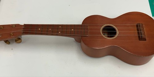 Ukulélé yamaha 60c - ukulélé,