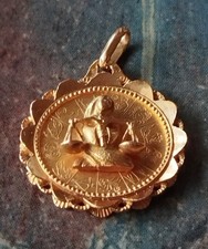 Augis Médaille Zodiaque Signe