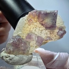 Cube de fluorite fantôme