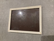 cadre bois peint blanc liseré argent 14x19cm à suspendre ou poser