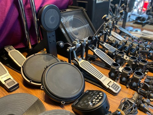 Alesis dm6 drum kit - alesis,