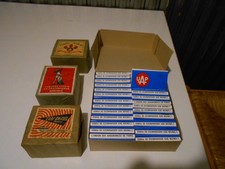 LOT BOITES ALLUMETTE 3 paquets de 10 boites- 1 carton de 50 pochettes vintage