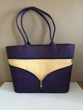 SAC PANIER CABAS EN RAFIA Tissé Coloris naturel et violet