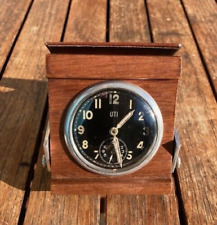 Réveil UTI cuir et bois art