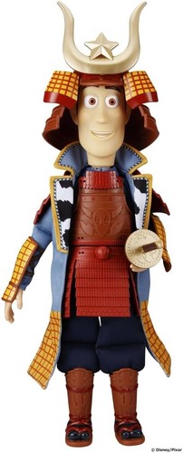 Figurine parlante taille