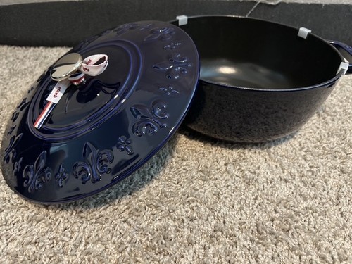 Staub french oven - french,