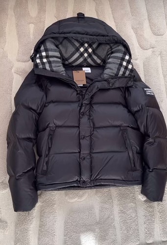 Burberry puffer jacket - burberry, 🎄