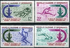 NOUVELLE-CALÉDONIE N° 332/5 NEUFS**