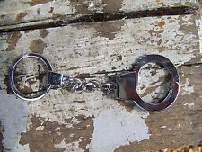 85227    PORTE  CLE  MENOTTE