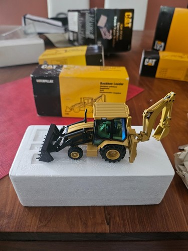 Tractopelle caterpillar 428c - caterpillar,
