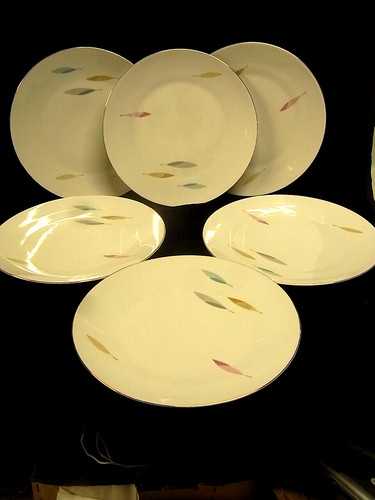 Serie de 6 assiettes - 6,