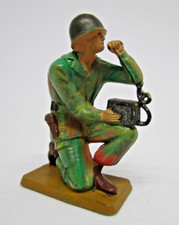 DV11951 STARLUX FANTASSIN SOLDAT US ?  1/32 AVEC UNE RADIO AGENOUILLE Ref 43