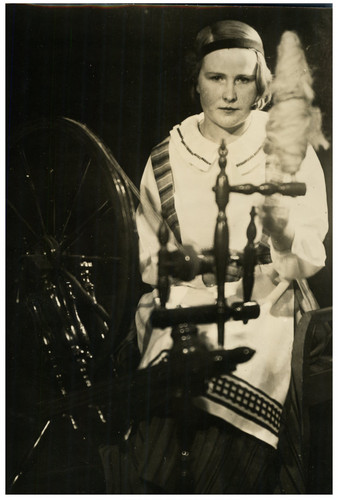 Jeune paysanne suédoise - , et