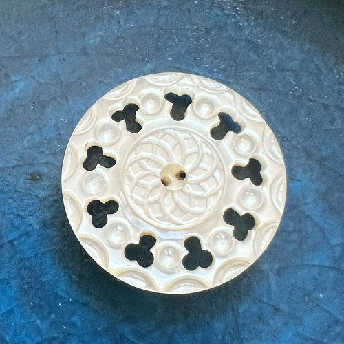 Rare ancien bouton nacre - en,