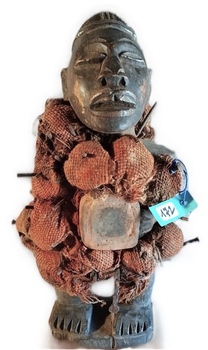 Effigie clou afrique - effigie, clou,