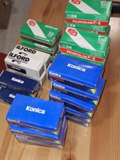 Lot : 31 Pellicules Film Photo Couleurs - Neuves (Konica, Fujicolor, Ilford)