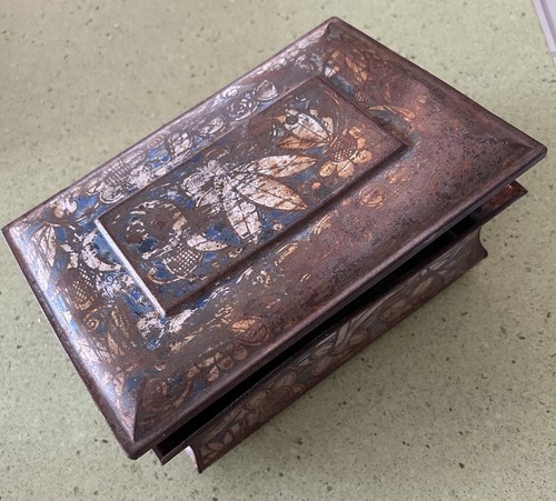 Coffret boite ancienne métal