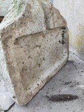 évier en pierre Taillée 